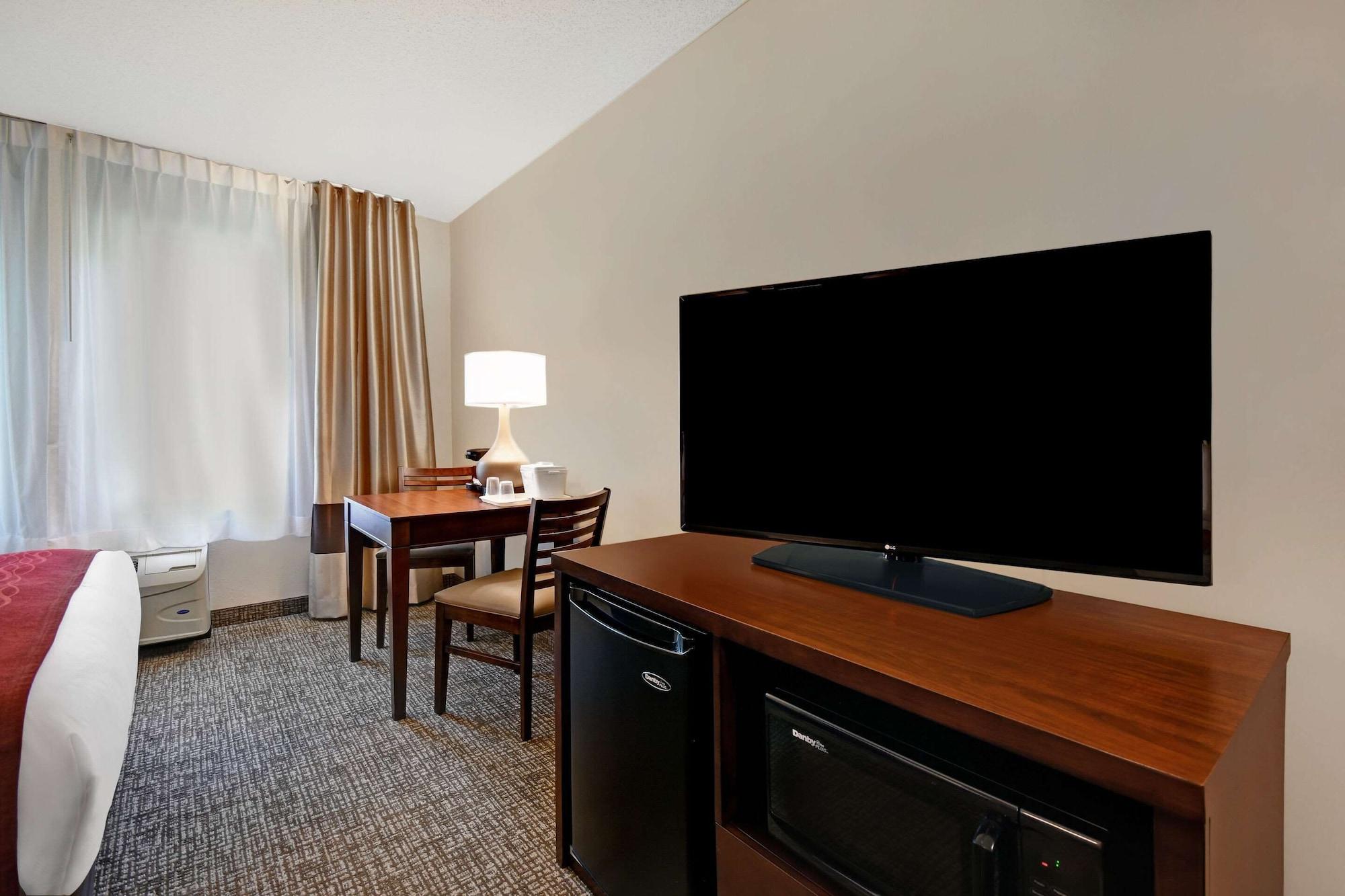 Comfort Inn & Suites Wilton Exteriér fotografie