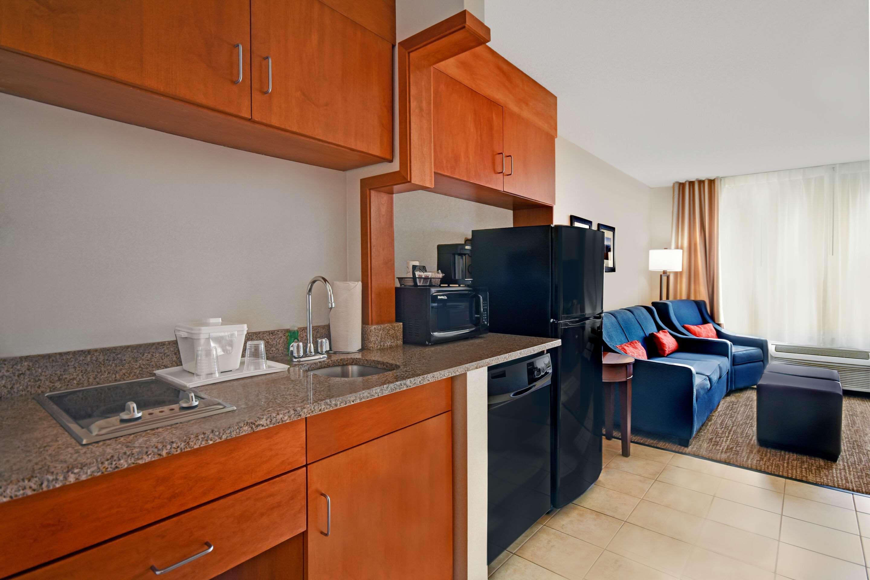 Comfort Inn & Suites Wilton Exteriér fotografie