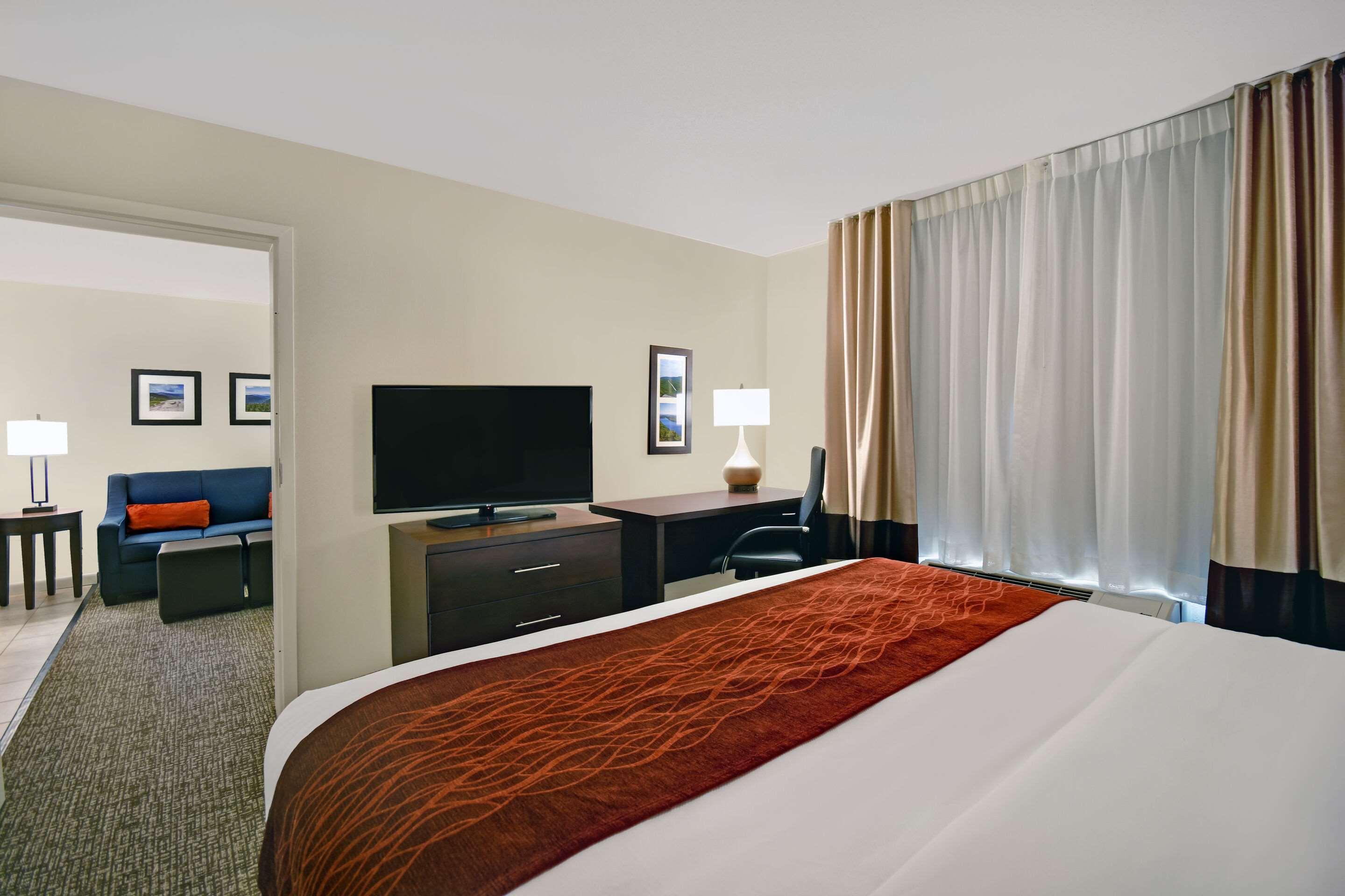 Comfort Inn & Suites Wilton Exteriér fotografie
