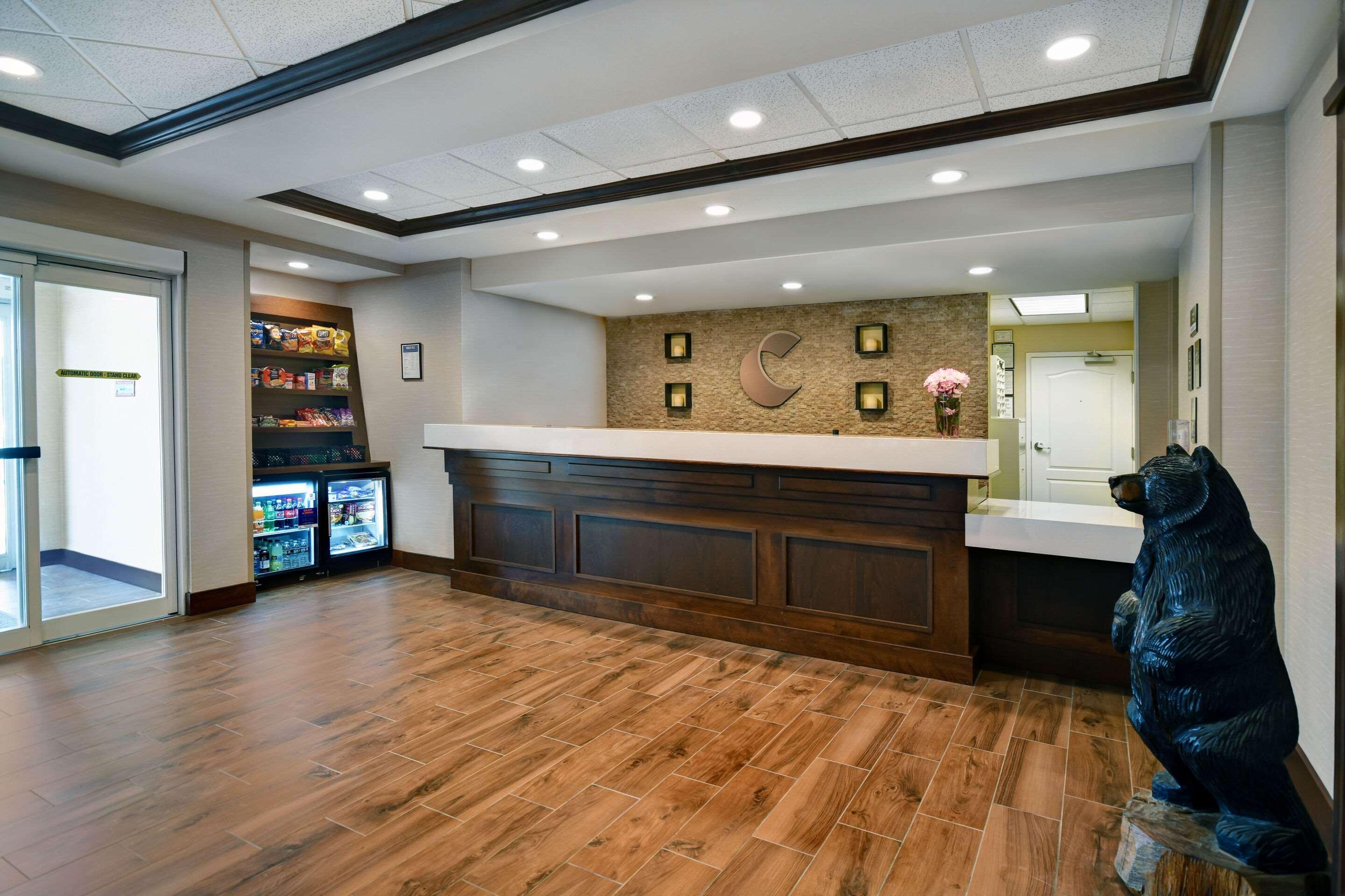 Comfort Inn & Suites Wilton Exteriér fotografie