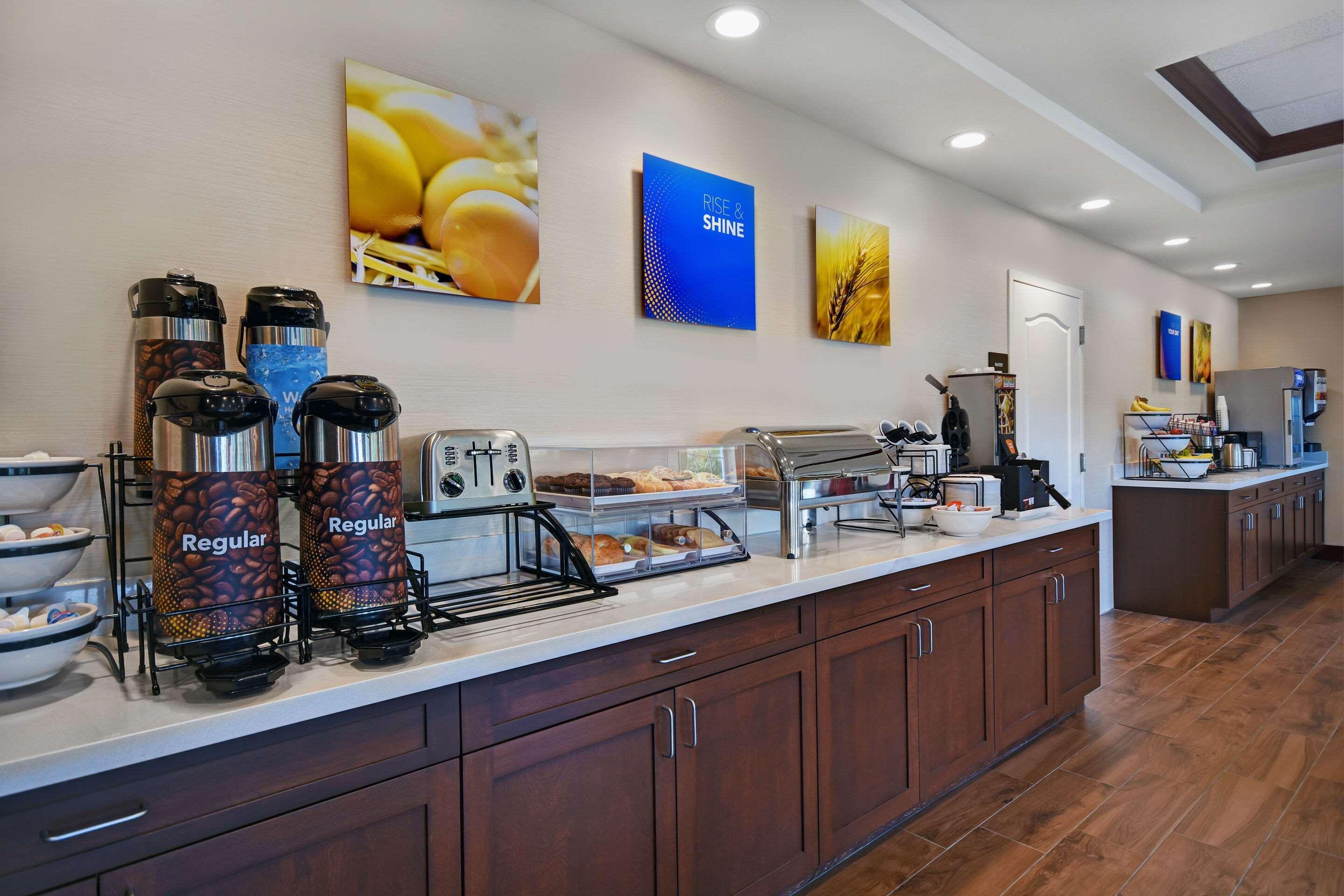 Comfort Inn & Suites Wilton Exteriér fotografie