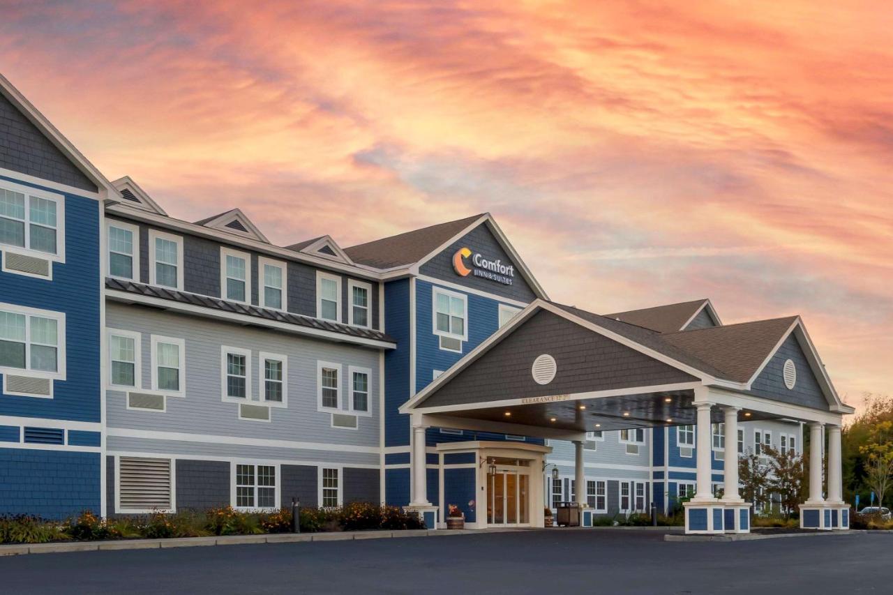 Comfort Inn & Suites Wilton Exteriér fotografie
